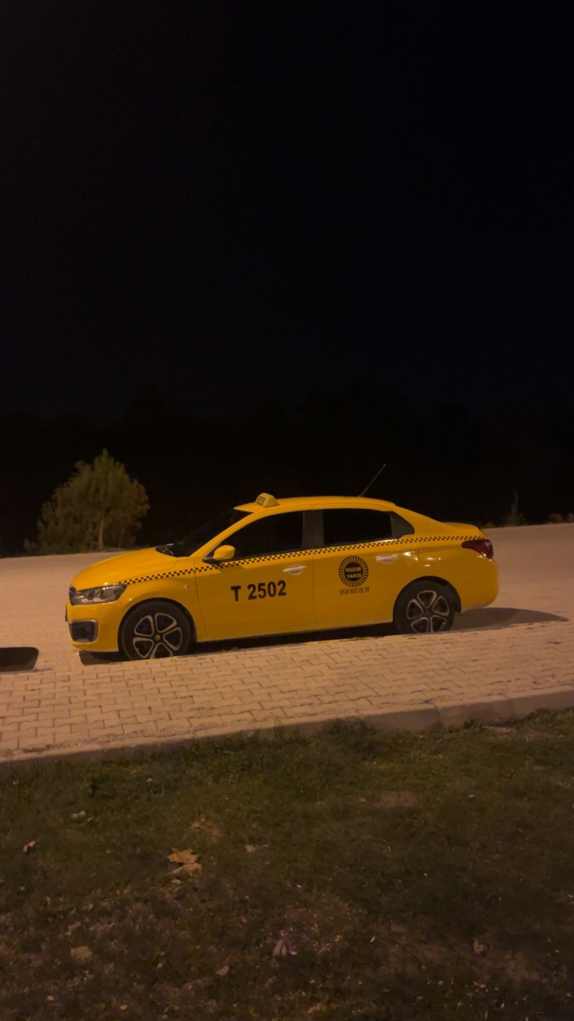 Huzur Taksi Araç